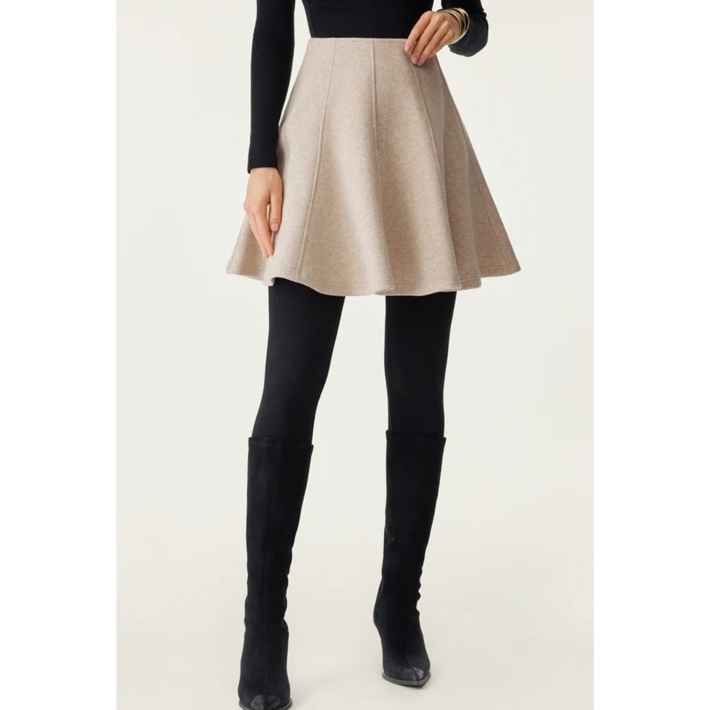 NWT OGL Womens High Waisted Flare Hem Mini Skirt Medium Cashsoft Heather Oatmeal